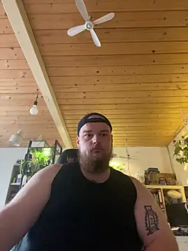 YoursxTruly online show from 25, 2, 2026