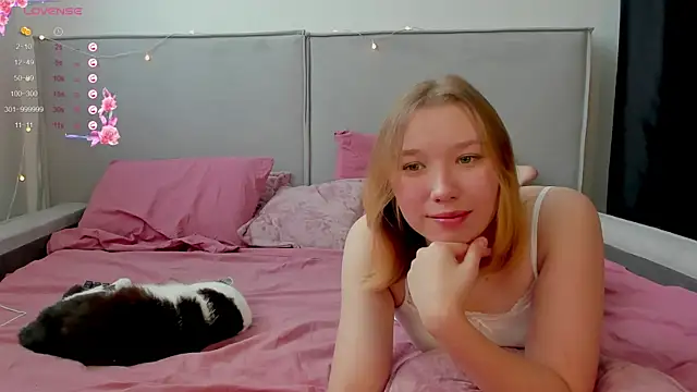 Agatha Mayson online show from 27, 2, 2026