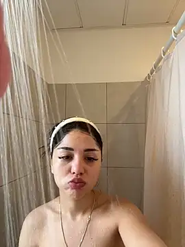 SilkyMira online show from 4, 2, 2026