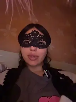 SilkyMira online show from 18, 3, 2026