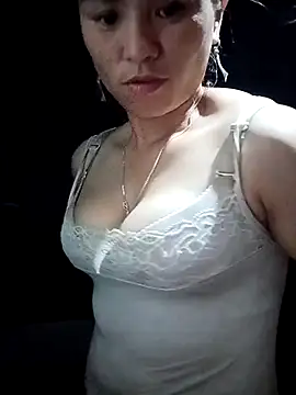 Snapshot of ngaytho004 chatting on 19, 4, 2026 ngaytho004 online show from 19, 4, 2026