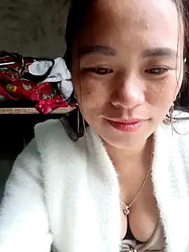 Snapshot of ngaytho004 chatting on 9, 5, 2026 ngaytho004 online show from 9, 5, 2026