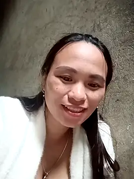 Snapshot of ngaytho004 chatting on 10, 5, 2026 ngaytho004 online show from 10, 5, 2026
