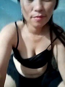 Snapshot of ngaytho004 chatting on 11, 5, 2026 ngaytho004 online show from 11, 5, 2026