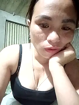 Snapshot of ngaytho004 chatting on 17, 5, 2026 ngaytho004 online show from 17, 5, 2026