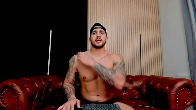 KyleNorth  online show from 17, 6, 2026