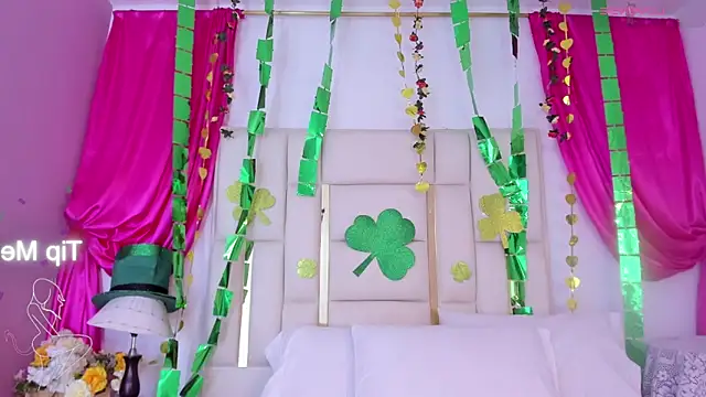 Silvanna-Casstro online show from 7, 3, 2026