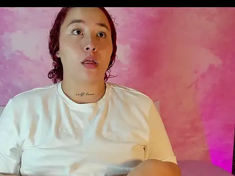 Snapshot of Ayla-marttinez chatting on 8, 1, 2026 Ayla-marttinez online show from 8, 1, 2026