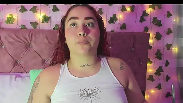 Snapshot of Ayla-marttinez chatting on 23, 2, 2026 Ayla-marttinez online show from 23, 2, 2026