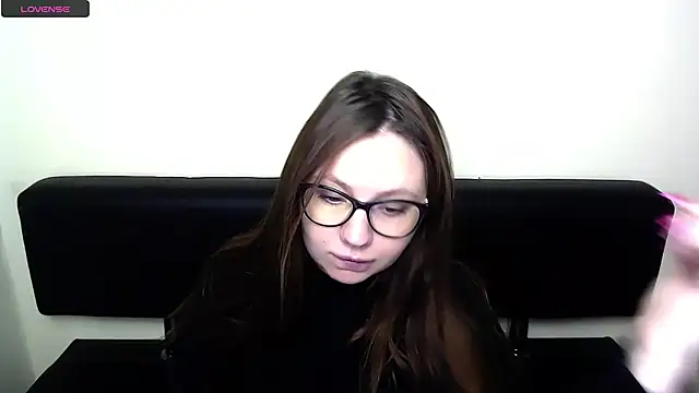 LiliaErmi online show from 11, 4, 2026