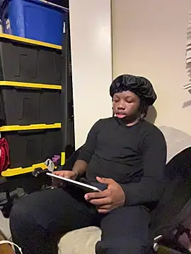 YourLittleBoyfriend online show from 24, 2, 2026