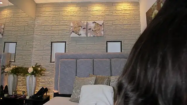 Snapshot of LanaRouse chatting on 22, 12, 2025 LanaRouse online show from 22, 12, 2025