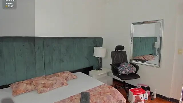 Scarlett  Noir online show from 31, 3, 2026