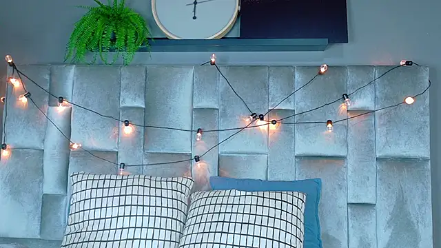 Miia Anderson online show from 2, 3, 2026