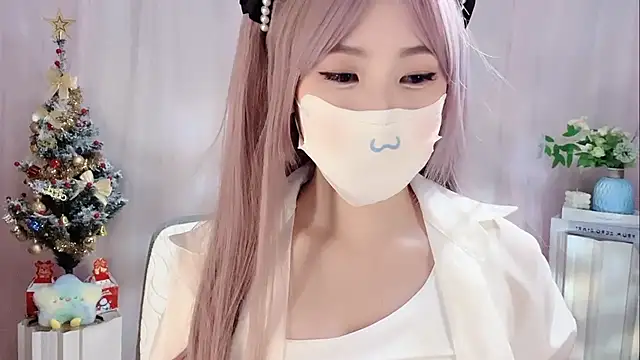 Snapshot of Pinkgirl520 chatting on 15, 12, 2025 Pinkgirl520 online show from 15, 12, 2025