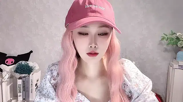 Pinkgirl520 online show from 10, 4, 2026