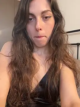 YourSlutQueen online show from 26, 2, 2026