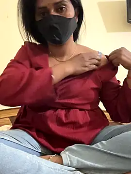 Snapshot of cute_mahi001 chatting on 16, 12, 2025 cute mahi001 online show from 16, 12, 2025