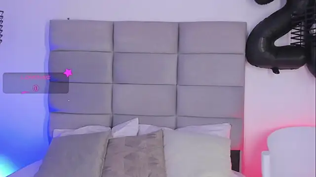 JoshClaarktt online show from 9, 4, 2026