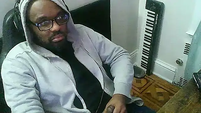 Snapshot of MrUnintentional chatting on 17, 12, 2025 MrUnintentional online show from 17, 12, 2025