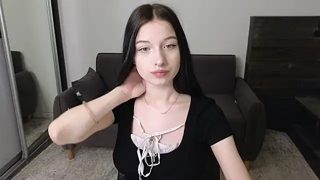 AlicePowells online show from 13, 5, 2026