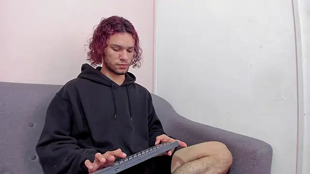 TAYSON SCOTT online show from 17, 2, 2026