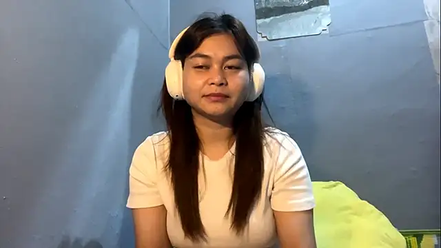 ShayCowell online show from 17, 12, 2025