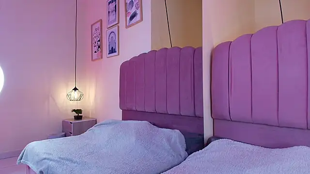 Celestee15  online show from 7, 1, 2026