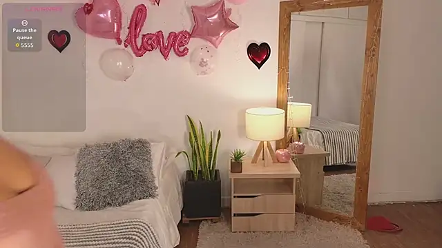 Grecia Miller  online show from 14, 2, 2026