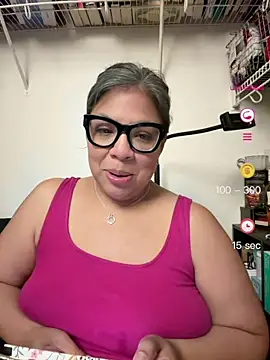 Snapshot of BettyWhispers chatting on 21, 6, 2026 BettyWhispers online show from 21, 6, 2026
