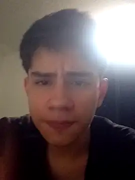 Snapshot of Sink198 chatting on 14, 12, 2025 Sink198 online show from 14, 12, 2025