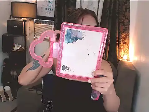 alexamihho online show from 4, 2, 2026