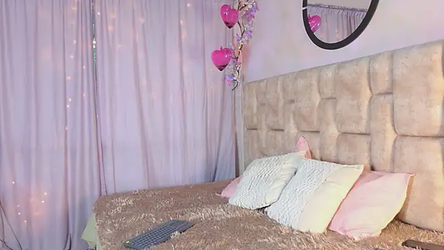 Snapshot of NanyMatrioska chatting on 2, 5, 2026 NanyMatrioska online show from 2, 5, 2026