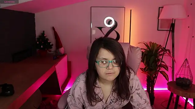 Snapshot of Ariell_Mini chatting on 18, 1, 2026 Ariell Mini online show from 18, 1, 2026