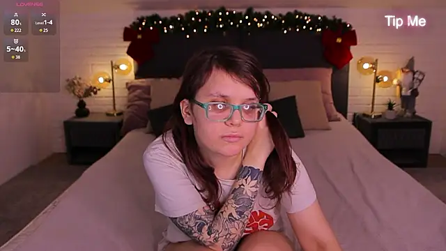 Snapshot of Ariell_Mini chatting on 31, 1, 2026 Ariell Mini online show from 31, 1, 2026