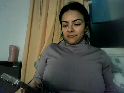 Snapshot of luluclark69 chatting on 16, 6, 2026 luluclark69 online show from 16, 6, 2026