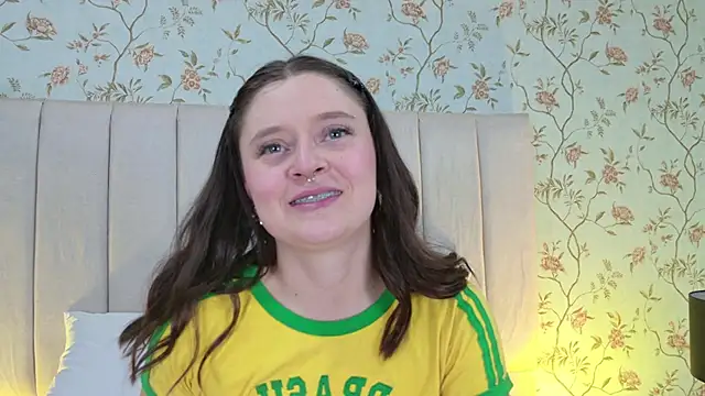 Carrie GB online show from 9, 4, 2026