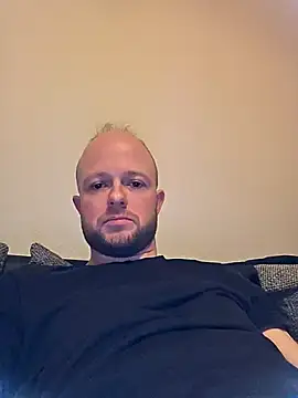 Snapshot of SoftishInflow chatting on 18, 12, 2025 SoftishInflow online show from 18, 12, 2025