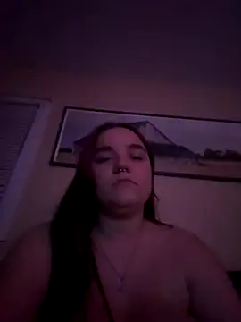 Snapshot of kinsiebaby chatting on 15, 12, 2025 kinsiebaby online show from 15, 12, 2025