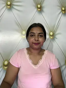 Snapshot of Himani_0122 chatting on 2, 8, 2026 Himani 0122 online show from 2, 8, 2026