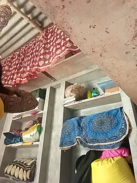 Shreya pandit online show from 8, 4, 2026