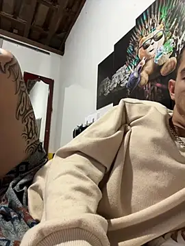 Snapshot of EnjoymentRapha chatting on 17, 12, 2025 EnjoymentRapha online show from 17, 12, 2025