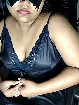 Snapshot of Mr_Mrs_Dark chatting on 18, 12, 2025 Mr Mrs Dark online show from 18, 12, 2025