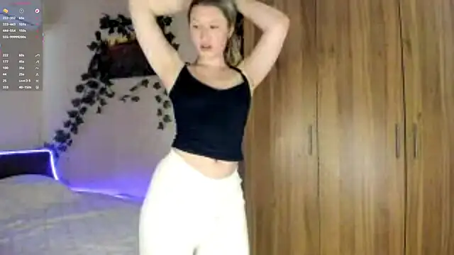 Snapshot of SkyeDavis chatting on 29, 5, 2026 SkyeDavis online show from 29, 5, 2026