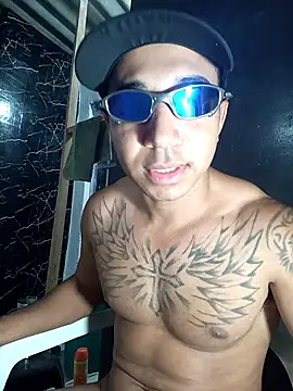Snapshot of Felipe4848 chatting on 4, 4, 2026 Felipe4848 online show from 4, 4, 2026
