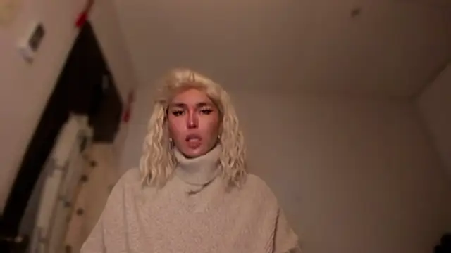 Snapshot of mxshemale_ladyboy chatting on 2, 11, 2025 mxshemale ladyboy online show from 2, 11, 2025