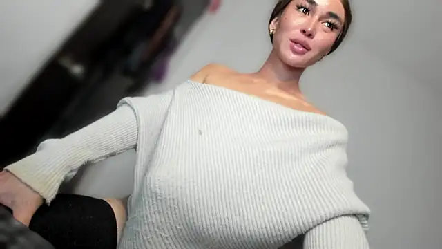 Snapshot of mxshemale_ladyboy chatting on 15, 5, 2026 mxshemale ladyboy online show from 15, 5, 2026