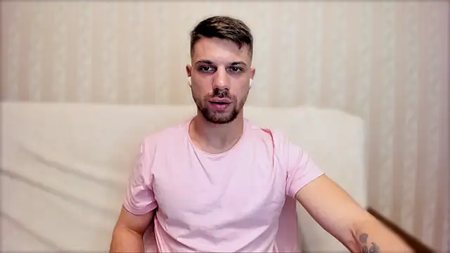 Tony Wolf online show from 5, 4, 2026