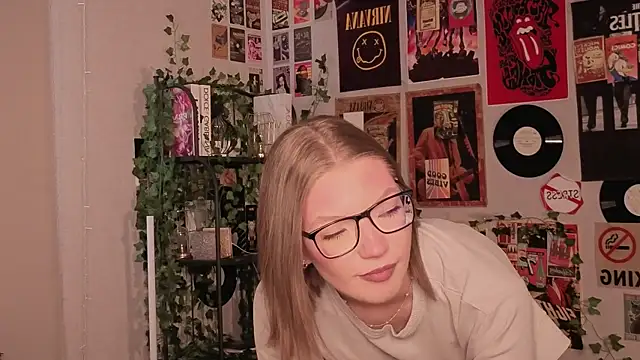 JeaneneWoltz online show from 10, 1, 2026