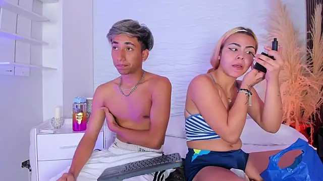 Snapshot of kimberlyAndOstin chatting on 16, 12, 2025 kimberlyAndOstin online show from 16, 12, 2025